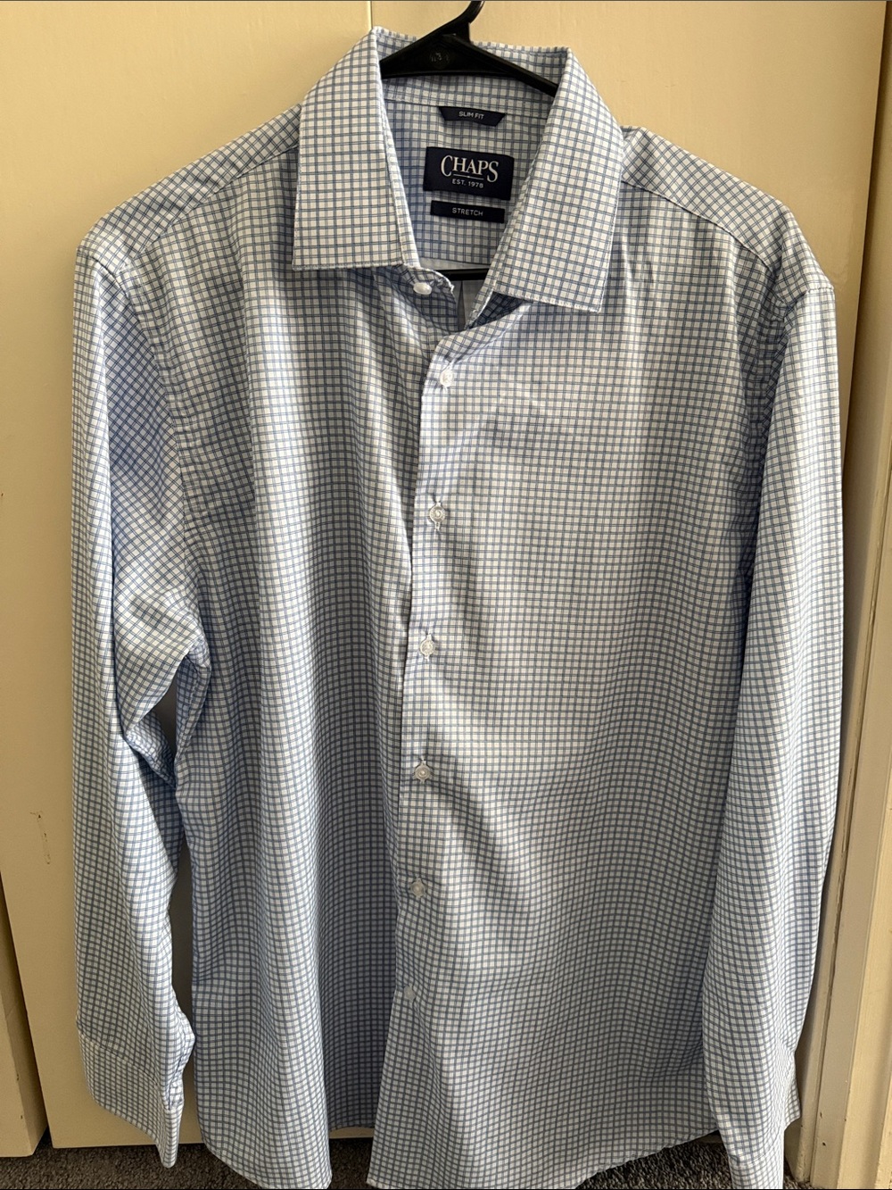 Chaps Men’s Blue and White Checked Stretch Dress Shirt
